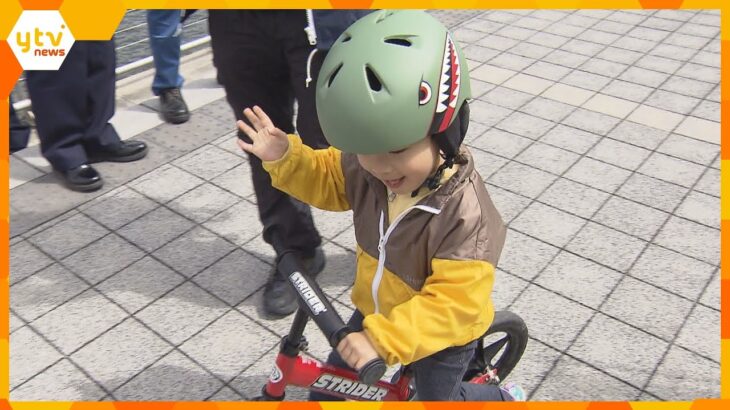 ロードバイク用にハット型ヘルメット「身近に感じてほしい」大阪府警が自転車乗車時の着用啓発