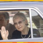 上皇ご夫妻が東京に向けてご出発　４年ぶりの京都・奈良ご訪問を終え、沿道の人に笑顔で手を振られる