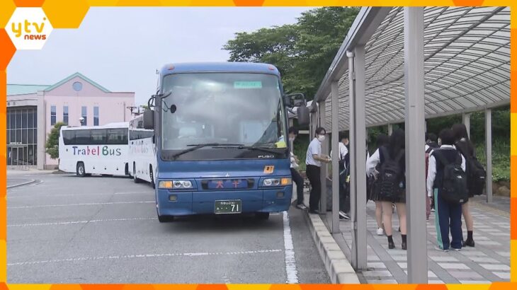 ＪＲ和歌山線　橋本駅～粉河駅の間で代行バスの運行始まる　大雨被害の復旧作業で運転取りやめ