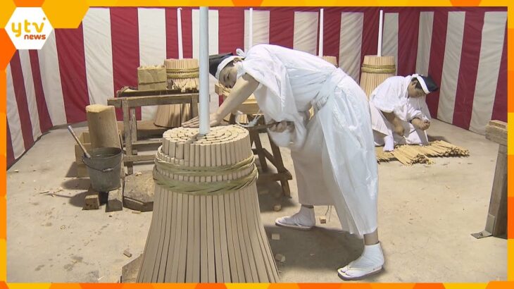 本キロの大松明づくり那智の扇祭り前に和歌山熊野那智大社