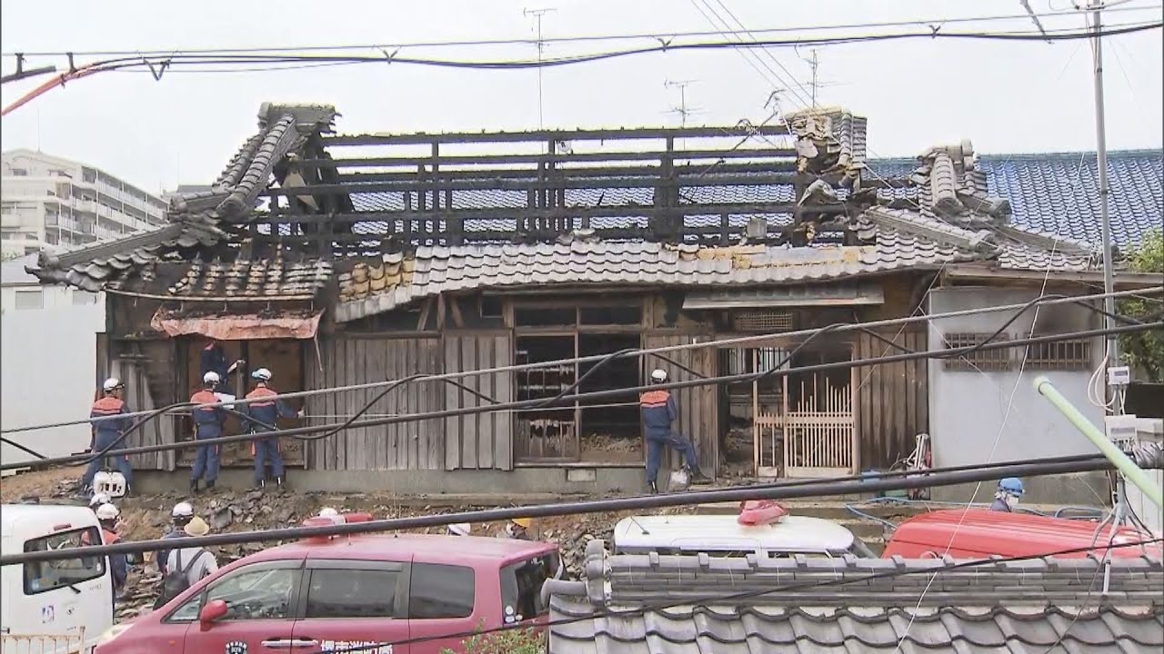 大阪狭山市で住宅全焼住人男性と連絡取れず