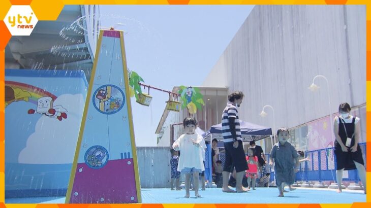 夏限定！神戸アンパンマンミュージアムの水あそびひろば「いま夢中！」子供たちがびしょぬれで楽しむ