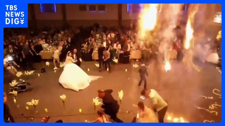 “花火が飾りに引火し天井が急速に崩れ落ちた”イラク結婚式場の火災で死傷者は少なくとも300人　花火引火か｜TBS NEWS DIG