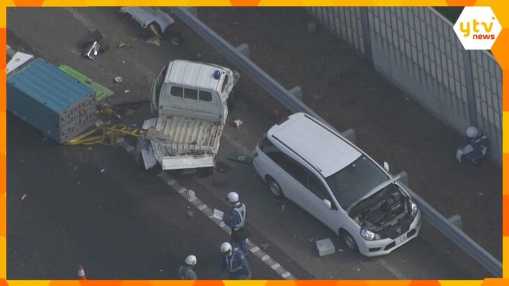 第二神明道路で作業車両に10トントラックが突っ込む事故「携帯電話に気を取られた」　神戸市西区