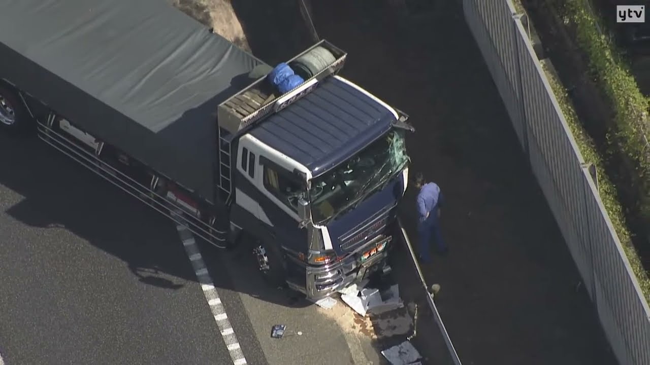 【ライブ】第二神明道路で多重事故（空撮）