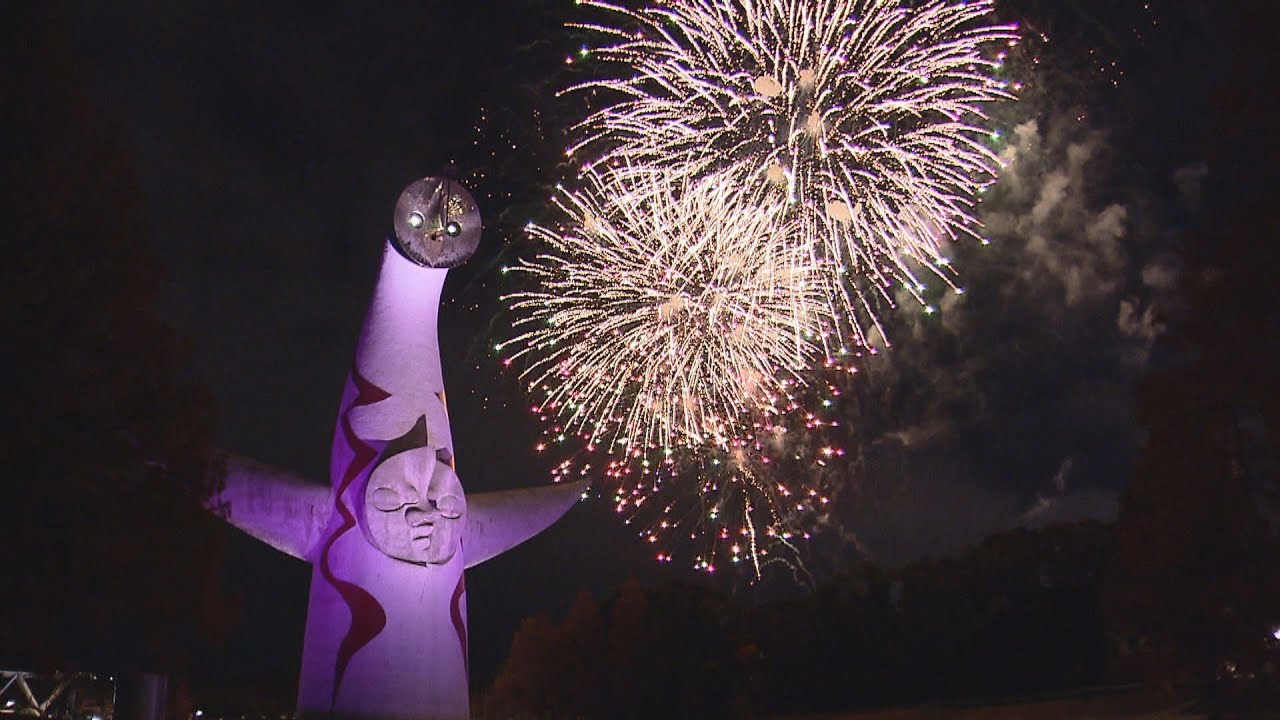 季節外れの花火大会　約１万５千発が寒空を彩る「子どもが生まれて初めて」大阪・万博記念公園