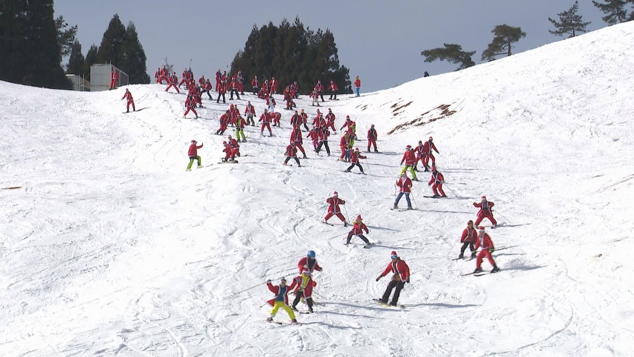 サンタが白銀にシュプール　滋賀のスキー場　城崎温泉では松葉ガニなどが当たるルーレットイベント_12/24