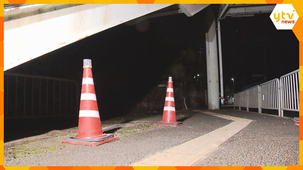 パトカーと軽自動車が交差点で衝突、女性が骨折で重傷　パトカーはサイレン鳴らして侵入　京都・宇治市