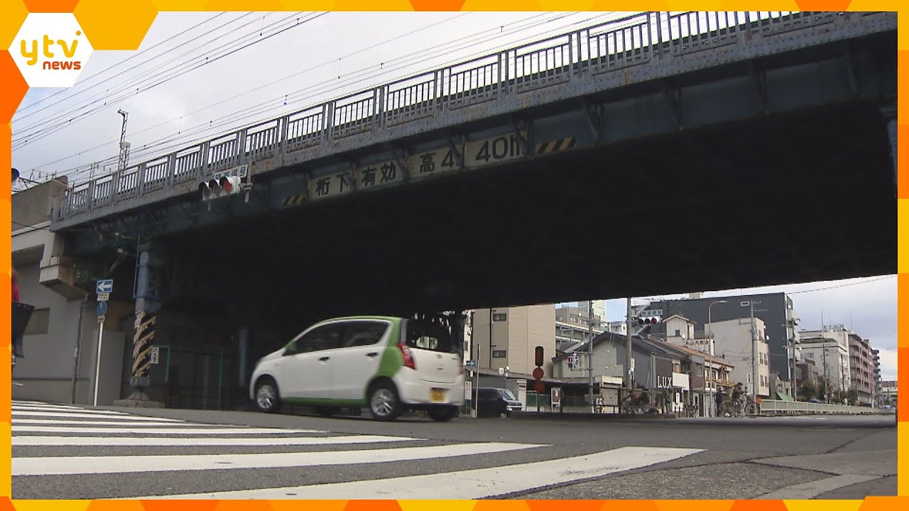 パトカーに追跡されて自転車をひき逃げした男を逮捕 追跡中に信号無視を繰り返し 大阪市西成区