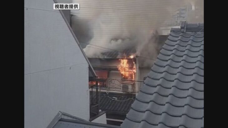 大阪市淀川区の長屋で火事　１人死亡　住人男性か