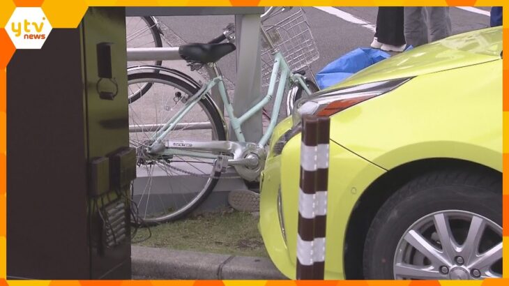 車同士の追突事故　歩道を走っていた自転車の女性(73)が事故に巻き込まれ死亡　京都・北区